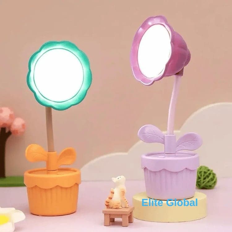 Flower-Shaped LED Desk Lamp
